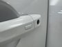 Nissan Qashqai 1.3 MHEV Xtronic Tekna Plus / Trekgewicht 1800 KG / All Seasonbanden / Google Maps Navigatie / Panoramadak / BOSE Audio / Elektrische Kofferbak / HUD / Massagestoelen / Memoryseats / 360 Graden Camera / Adaptive Cruise Control / Climate Control /