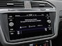Volkswagen Tiguan 1.4 TSI eHybrid R-Line Business+ / Pano / 360 Camera / Parkeersensoren V+A / Navigatie / Leder / Lichtmetaal 20 inch /