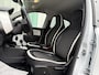 Renault Twingo Z.E. R80 Intens | PDC | Stoelverw. | Carplay