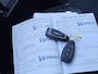 Ford Kuga 1.5 EcoBoost ST Line 150 pk | Wegklapbare trekhaak | Parelmoerwit metallic | Achteruitrijcamera | Elek. bedienbare achterklep | Alcantara leder | Volledige onderhoudshistorie!