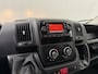 Opel Movano Bakwagen+Laadklep | Trekhaak !! | Dakspoiler | Camera | Airco | Cruise | Betimmering | 3-Zits