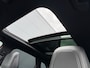 Peugeot 3008 300pk HYbrid4 GT (Elektrisch schuifdak - Elektrische Klep - Focal Electra - NightVision - Leder incl verwarming/massage/geheugen - Black Pack - Adaptieve Cruise Controle - 360gr Camera)