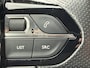Peugeot 3008 300pk HYbrid4 GT (Elektrisch schuifdak - Elektrische Klep - Focal Electra - NightVision - Leder incl verwarming/massage/geheugen - Black Pack - Adaptieve Cruise Controle - 360gr Camera)