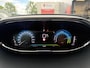 Peugeot 3008 300pk HYbrid4 GT (Elektrisch schuifdak - Elektrische Klep - Focal Electra - NightVision - Leder incl verwarming/massage/geheugen - Black Pack - Adaptieve Cruise Controle - 360gr Camera)