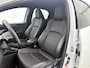 Toyota Yaris 1.5 Hybrid Executive | BTW Voertuig | Head-up display | Lederen bekleding | Onderweg-naar-dealer