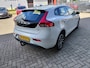 Volvo V40 2.0 T2 Momentum Trekhaak | stoel verwarming | lichtmetaal | climate control |