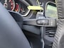 Volvo V40 2.0 T2 Momentum Trekhaak | stoel verwarming | lichtmetaal | climate control |