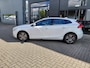 Volvo V40 2.0 T2 Momentum Trekhaak | stoel verwarming | lichtmetaal | climate control |