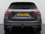Mercedes-Benz B-klasse 180 Business Solution AMG | Trekhaak Wegklapbaar | Panorama - Schuifdak | Night Pakket | Achteruitrij Camera | Parkeer Sensoren Voor + Achter