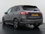 Mercedes-Benz B-klasse 180 Business Solution AMG | Trekhaak Wegklapbaar | Panorama - Schuifdak | Night Pakket | Achteruitrij Camera | Parkeer Sensoren Voor + Achter