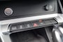 Audi Q3 35 TFSI S Line / Panodak / Trekhaak wegklb./ Navi / Camera / 19 Inch LM / Key-less