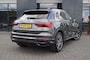 Audi Q3 35 TFSI S Line / Panodak / Trekhaak wegklb./ Navi / Camera / 19 Inch LM / Key-less