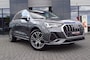 Audi Q3 35 TFSI S Line / Panodak / Trekhaak wegklb./ Navi / Camera / 19 Inch LM / Key-less