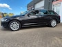 Audi A6 Avant 2.0 TFSI Business Edition in automaat en elec panoramadak en parkeersensoren en trekhaak