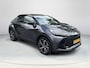 Toyota C-HR / C-HR+ 2.0 Plug-in Hybrid 220 Executive **TWEEDE PINKSTERDAG GEOPEND/ GEHEUGEN STOEL/ JBL/ STUURVERWARMING**