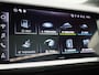 Audi Q4 Sportback e-tron 45 quattro S Edition 82 kWh l Adaptive cruise control l Panoramadak | 360 graden camera l Navigatie l Sonos premium l Stoelverwarming l Stuurverwarming l Optiekpakket zwart plus l Warmtepomp l Apple Carplay / Android Auto l