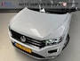 Volkswagen T-Roc 1.5 TSI (150 pk) Sport R-Line automaat - panoramadak - trekhaak - digitale cockpit
