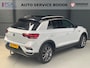 Volkswagen T-Roc 1.5 TSI (150 pk) Sport R-Line automaat - panoramadak - trekhaak - digitale cockpit