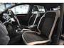 Volkswagen T-Roc 1.5 TSI 150pk Sport | LED | Digital Cockpit | Camera | Trekhaak | 100% (Dealer) onderhouden label