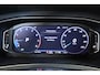 Volkswagen T-Roc 1.5 TSI 150pk Sport | LED | Digital Cockpit | Camera | Trekhaak | 100% (Dealer) onderhouden label