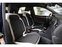 Volkswagen T-Roc 1.5 TSI 150pk Sport | LED | Digital Cockpit | Camera | Trekhaak | 100% (Dealer) onderhouden label