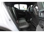 Volvo XC40 Recharge P8 408PK AWD R-Design | Adapt. Cruise | BLIS | Keyless Entry | El. Trekhaak | PDC Achter | El. Achterklep | Nubuck bekleding |