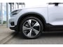 Volvo XC40 Recharge P8 408PK AWD R-Design | Adapt. Cruise | BLIS | Keyless Entry | El. Trekhaak | PDC Achter | El. Achterklep | Nubuck bekleding |