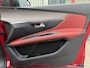 Peugeot 3008 300pk HYbrid4 GT (Elektrisch Schuifdak - Leder incl verwarming/massage/geheugen - Adaptieve Cruise Controle - Keyless Entry - Camera - LED)