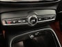 Volvo XC40 Recharge P8 AWD R-Design | 93% SOH | Trekhaak | H&K | Pano | Warmtepomp |
