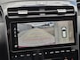 Hyundai Tucson 1.6 T-GDI PHEV Premium Sky 4WD / Dealer onderhouden / Fabrieksgarantie tot 03-2027 / Trekgewicht 1350 kg / Trekhaak afneembaar / Glazen schuif- en kanteldak / Elektrische achterklep / Stuur- Stoel & Achterbankverwarming / Stoelventilatie / Adaptief cruise control /