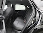 Audi Q6 Sportback e-tron edition 83 kWh l Adaptive cruise control l Stuurverwarming l Navigatie l Dodehoekdetectie l Climate control l Stoelverwarming voor en achter l Rood gespoten remzadels l Carbon pakket l Warmtepomp