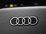 Audi Q6 Sportback e-tron edition 83 kWh l Adaptive cruise control l Stuurverwarming l Navigatie l Dodehoekdetectie l Climate control l Stoelverwarming voor en achter l Rood gespoten remzadels l Carbon pakket l Warmtepomp