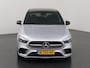 Mercedes-Benz B-klasse 180 Business Solution AMG | Night | Widescreen | Trekhaak | Panoramadak | Stoelverwarming |