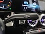 Mercedes-Benz B-klasse 180 Business Solution AMG | Night | Widescreen | Trekhaak | Panoramadak | Stoelverwarming |