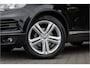 Volkswagen Touareg 3.0 TDI R-line Luchtv-Dynaudio-Trekh-Standkachel