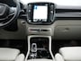 Volvo XC40 T5 Plus Bright PHEV 262pk Dealer O.H. | Trekhaak Af Fabriek | Camera | Adaptive Cruise | Harman & Kardon | Lederen Sportstoelen Memory & Verwarmd | Keyless | Blis | Stuur Verwarmd | Navigatie | DAB |