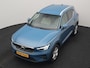 Volvo XC40 T5 Plus Bright PHEV 262pk Dealer O.H. | Trekhaak Af Fabriek | Camera | Adaptive Cruise | Harman & Kardon | Lederen Sportstoelen Memory & Verwarmd | Keyless | Blis | Stuur Verwarmd | Navigatie | DAB |