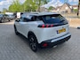 Peugeot 2008 1.2 PureTech Allure Pack | Achteruitrijcamera | Dakrails | Extra getint glas