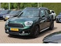 MINI Countryman Mini 1.5 Cooper Chili / Trekhaak / Panoramadak / Camera / Head-up / Leder / Keyless / 18'' / Harman Kardon / Navi. Proff / Stoelverwarming / DAB / Cruise Control