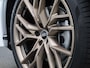 Audi Q4 e-tron 45 quattro Edition 82 kWh l Achteruitrijcamera l Climate control l Navigatie l Character sound l Smartphone interface l Privacy glas l Trekhaak l Stoelverwarming l Optiekpakket zwart plus l Parkeersensoren l Audi sound system l