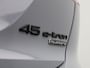 Audi Q4 e-tron 45 quattro Edition 82 kWh l Achteruitrijcamera l Climate control l Navigatie l Character sound l Smartphone interface l Privacy glas l Trekhaak l Stoelverwarming l Optiekpakket zwart plus l Parkeersensoren l Audi sound system l