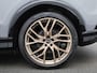 Audi Q4 e-tron 45 quattro Edition 82 kWh l Achteruitrijcamera l Climate control l Navigatie l Character sound l Smartphone interface l Privacy glas l Trekhaak l Stoelverwarming l Optiekpakket zwart plus l Parkeersensoren l Audi sound system l