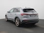 Audi Q4 e-tron 45 quattro Edition 82 kWh l Achteruitrijcamera l Climate control l Navigatie l Character sound l Smartphone interface l Privacy glas l Trekhaak l Stoelverwarming l Optiekpakket zwart plus l Parkeersensoren l Audi sound system l