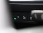 Audi Q4 e-tron 45 quattro Edition 82 kWh l Achteruitrijcamera l Climate control l Navigatie l Character sound l Smartphone interface l Privacy glas l Trekhaak l Stoelverwarming l Optiekpakket zwart plus l Parkeersensoren l Audi sound system l