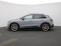Audi Q4 e-tron 45 quattro Edition 82 kWh l Achteruitrijcamera l Climate control l Navigatie l Character sound l Smartphone interface l Privacy glas l Trekhaak l Stoelverwarming l Optiekpakket zwart plus l Parkeersensoren l Audi sound system l