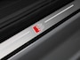 Audi Q4 e-tron 45 quattro Edition 82 kWh l Achteruitrijcamera l Climate control l Navigatie l Character sound l Smartphone interface l Privacy glas l Trekhaak l Stoelverwarming l Optiekpakket zwart plus l Parkeersensoren l Audi sound system l