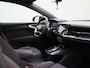 Audi Q4 e-tron 45 quattro Edition 82 kWh l Achteruitrijcamera l Climate control l Navigatie l Character sound l Smartphone interface l Privacy glas l Trekhaak l Stoelverwarming l Optiekpakket zwart plus l Parkeersensoren l Audi sound system l