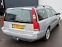Volvo V70 2.4 T AUTOMAAT/LEDER/CRUISE/CLIMA/BLUETOOTH