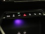 Audi A3 Sportback 45 TFSI e S edition Competition l Adaptive cruise control l Glazen panoramadak l Navigatie l Climate control l Achteruitrijcamera l Head-up display l Stylingpakket carbon l Stoelverwarming l Optiekpakket zwart plus l Alarm klasse III l SONOS Premium met 3D-geluid l LED-koplampen