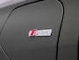 Audi A3 Sportback 45 TFSI e S edition Competition l Adaptive cruise control l Glazen panoramadak l Navigatie l Climate control l Achteruitrijcamera l Head-up display l Stylingpakket carbon l Stoelverwarming l Optiekpakket zwart plus l Alarm klasse III l SONOS Premium met 3D-geluid l LED-koplampen
